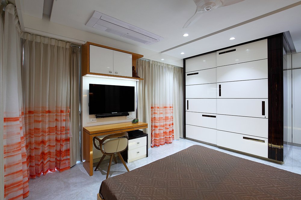 13 - MASTER BEDROOM 2 1