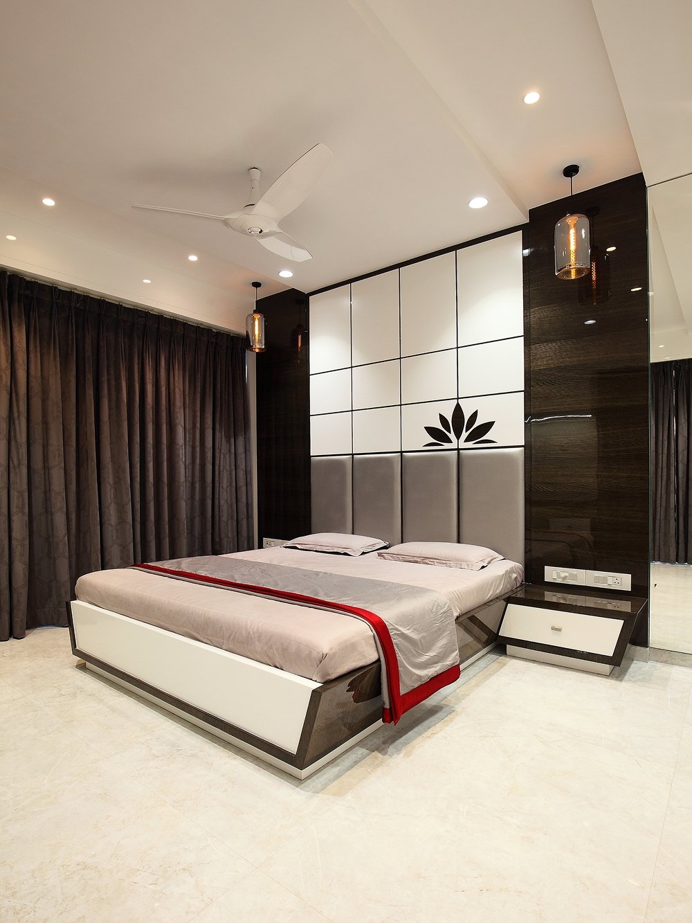 16 - MASTER BEDROOM 3 1